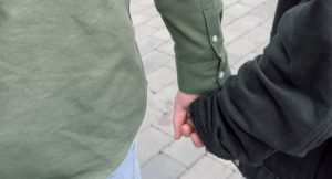 delad kärlek, relation, hålla handen