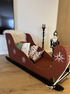 släde med julklappar