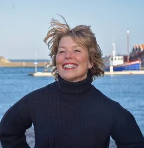 Malin Lundskog, författare, porträtt i Knippla gästhamn