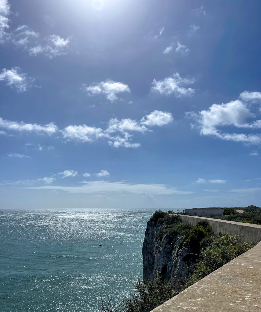 fortaleza de sagres, klippor, sol, himmel, hav