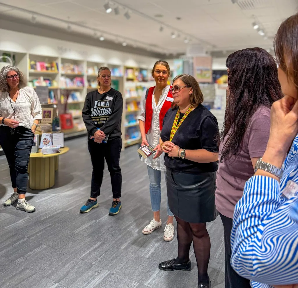 lokalproducerad litteraturfest, akademibokhandeln frölunda torg, författare