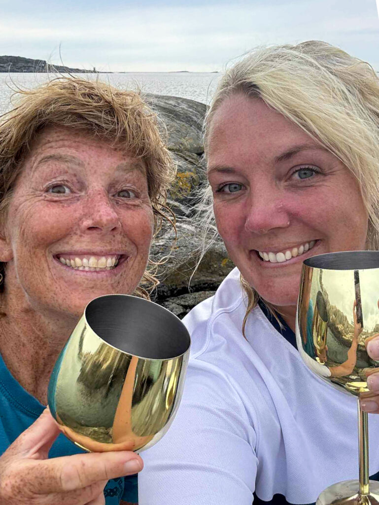 runstreak och nakendopp, malin lundskog, sandra svensson