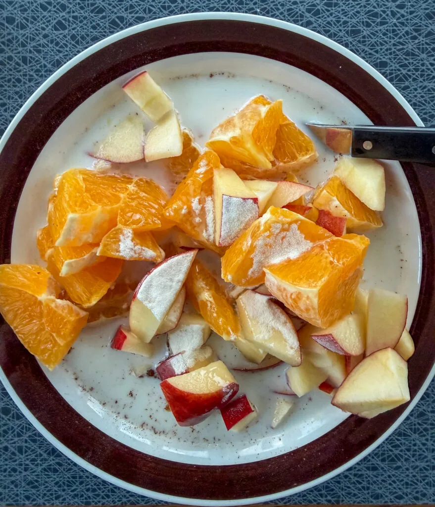 ha roligt helt utan anledning, havregrynsgröt med frukost