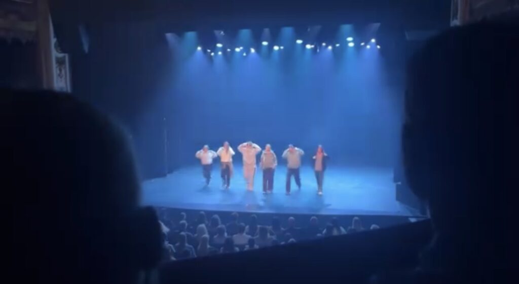livets första dansuppvisning, hip hop nybörjare